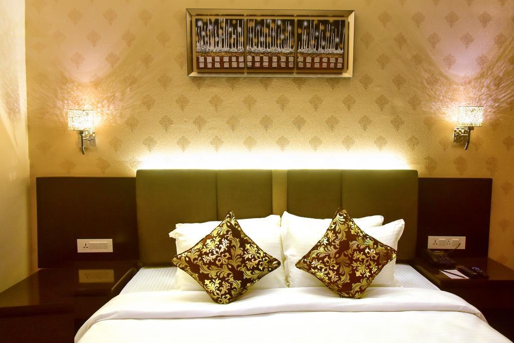 The Fern Residency Kolkata Hotel Exterior foto