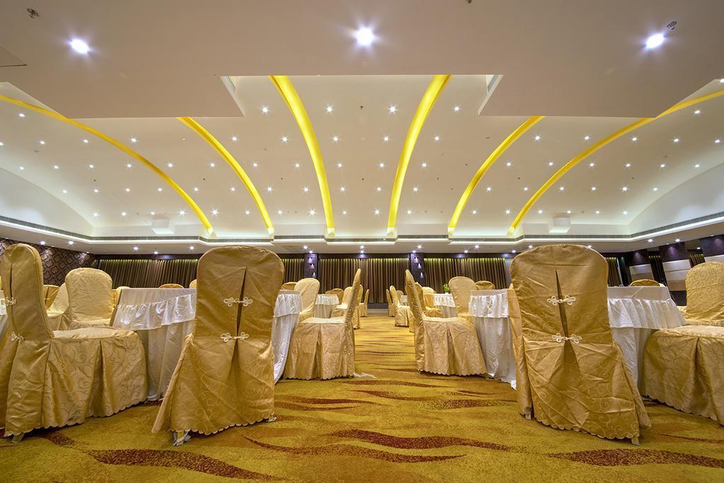 The Fern Residency Kolkata Hotel Exterior foto