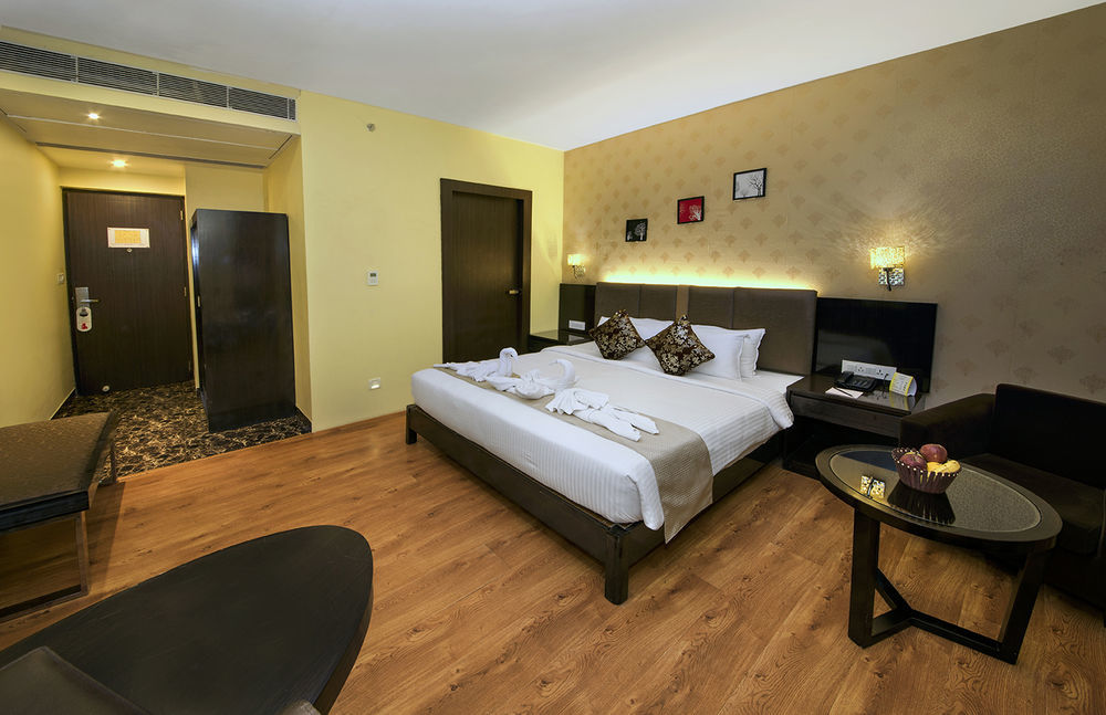 The Fern Residency Kolkata Hotel Exterior foto